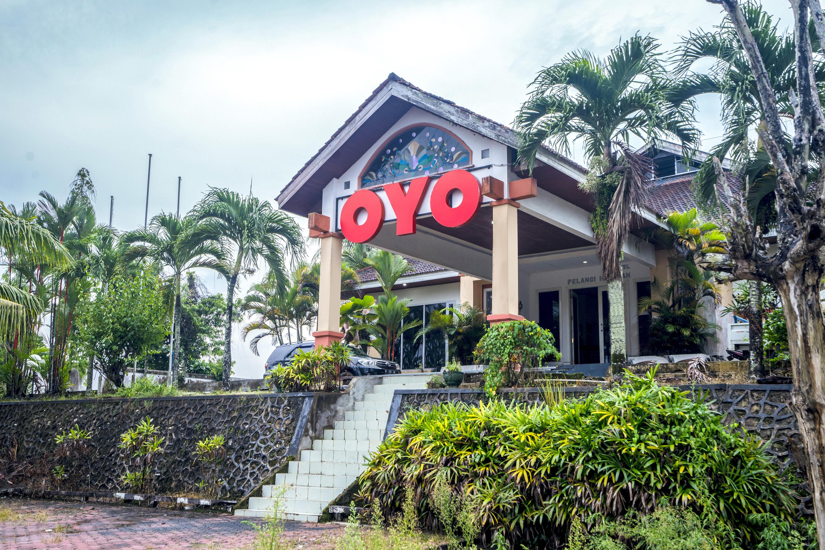 Oyo 1989 Hotel Pelangi Harapan Самаринда Экстерьер фото